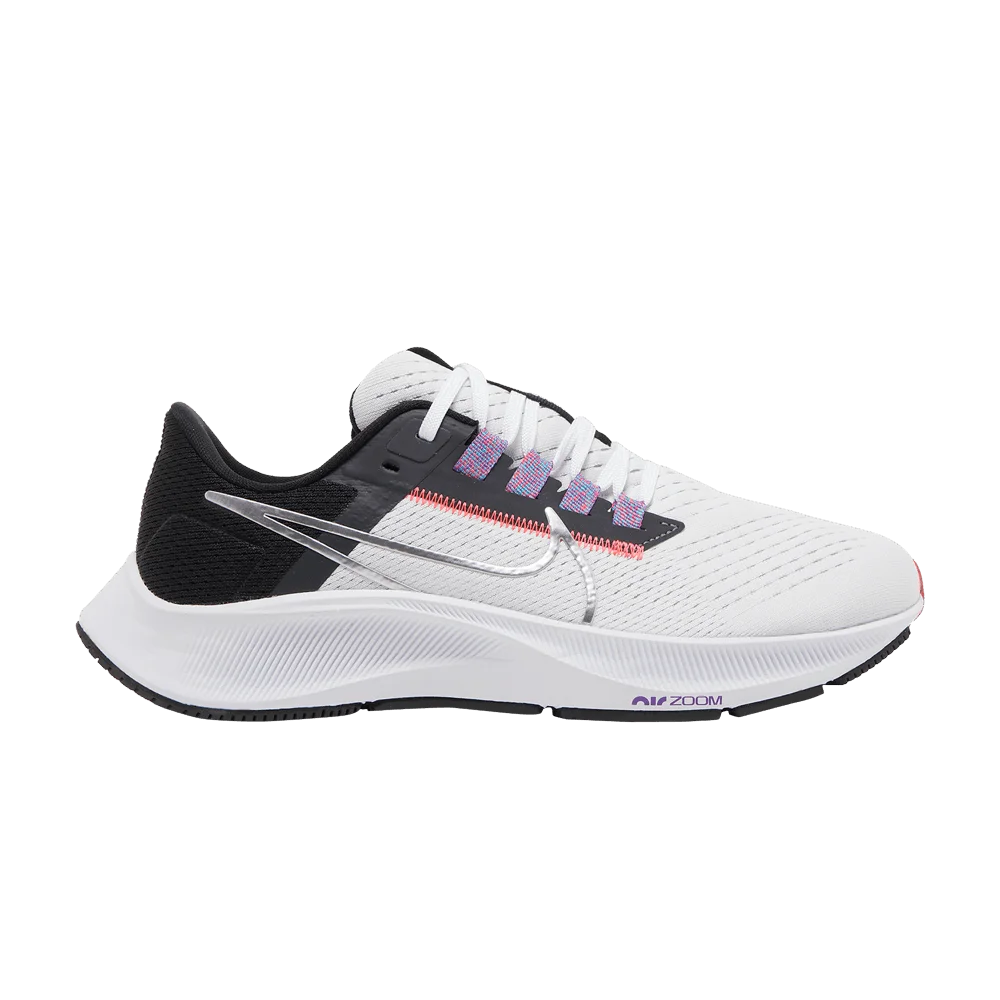 Krossovki-Nike-Wmns-Air-Zoom-Pegasus-38-White-Metallic-Silver-8
