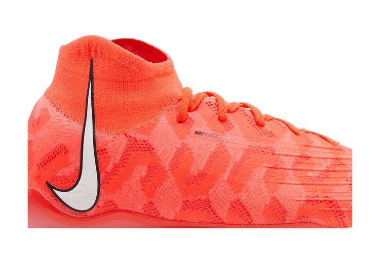 Кроссовки Nike Wmns Phantom Luna Elite FG 'Ready Pack'