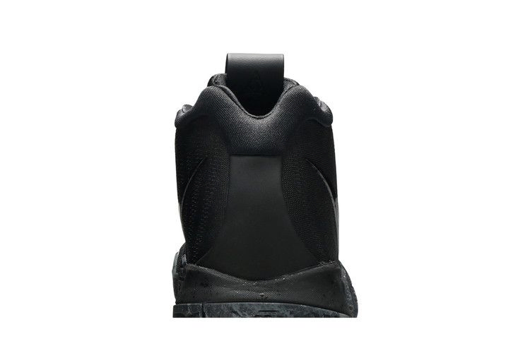 kyrie-4-blackout-943806-008_06