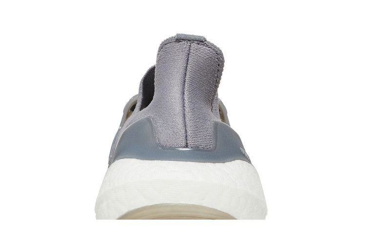 ultraboost-22-grey-three-gx5460_06