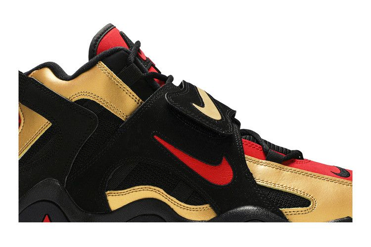 Кроссовки Nike Air Barrage Mid 'Metallic Gold'