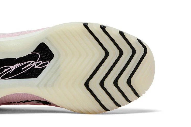 Krossovki-Nike-Zoom-LeBron-NXXT-Genisus-Iridescent-Pink-4