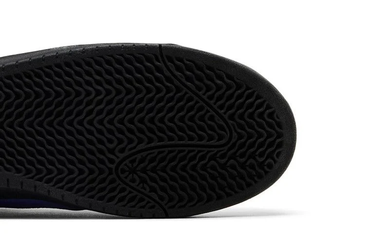 Кроссовки Nike Air Max Ishod Wair SB 'Black Grape'
