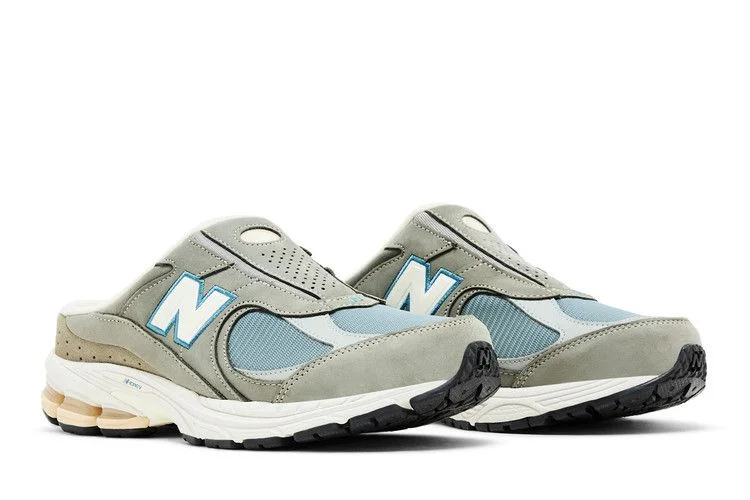 Myuli-New-Balance-2002R-Mule-Marblehead-Trooper-7