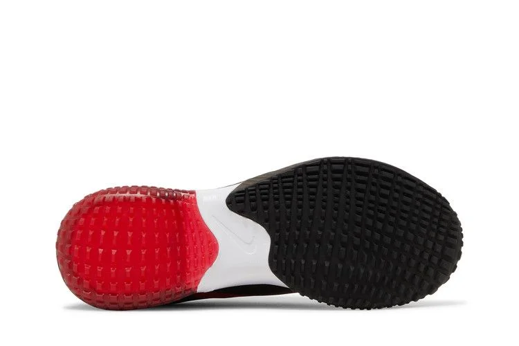 Krossovki-Nike-Force-Zoom-Trout-LTD-TF-University-Red-3