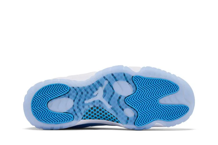 air-jordan-11-retro-low-unc-2026-fv5104-100_4
