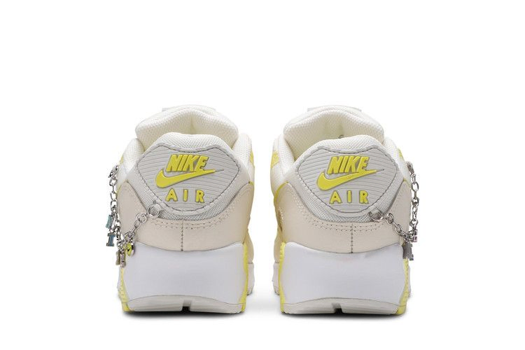wmns-air-max-90-se-princess-charming-dj5198-100_05