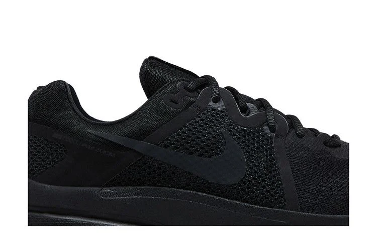 Krossovki-Nike-Zoom-Prevail-Black-1