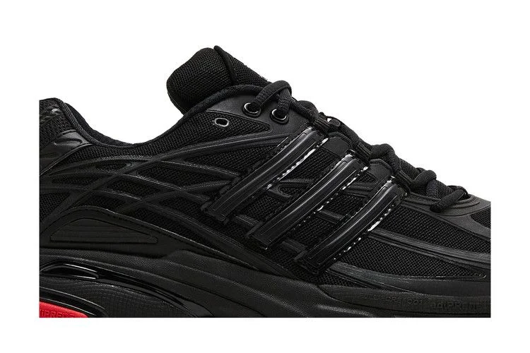 Krossovki-adidas-Adistar-Cushion-Black-Scarlet-1