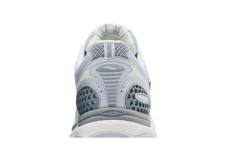 Krossovki-Saucony-ProGrid-Triumph-4-CS-Light-Grey-6