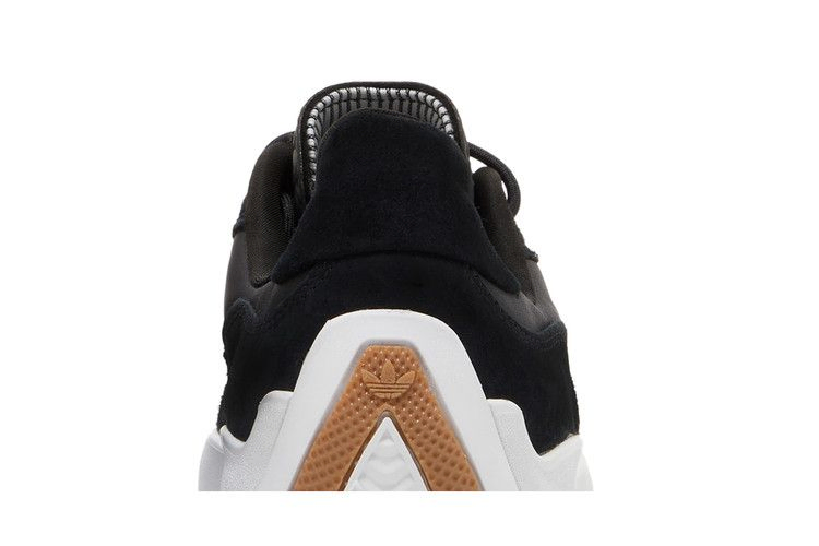 Кроссовки adidas Puig 'Black White'
