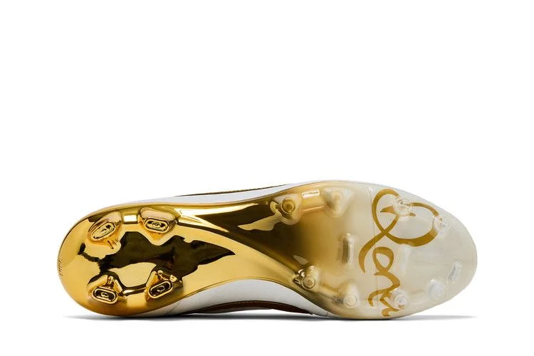 Кроссовки Nike Tiempo Legend SE FG 'Touch of Gold'