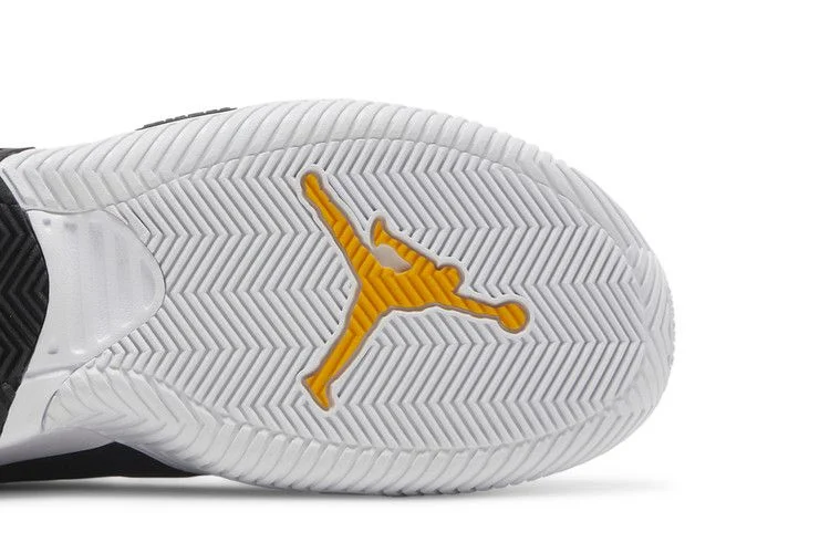 Кроссовки Air Jordan Stay Loyal 'White Taxi Black'