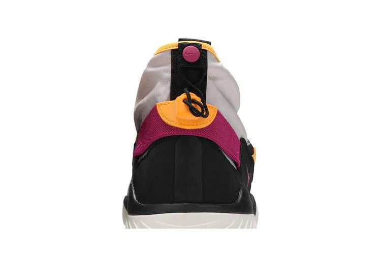 Krossovki-Nike-Komyuter-ESS-6