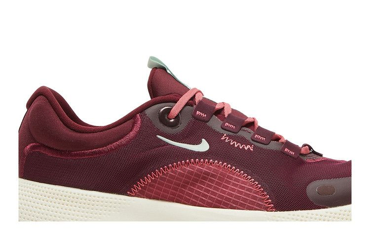 Кроссовки Nike Wmns React Escape Run 'Dark Beetroot'