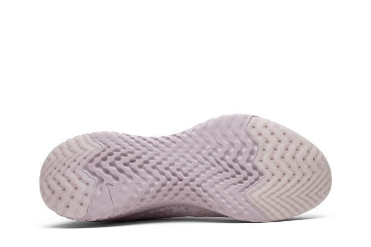 Кроссовки Nike Epic React Flyknit 'Pearl Pink'