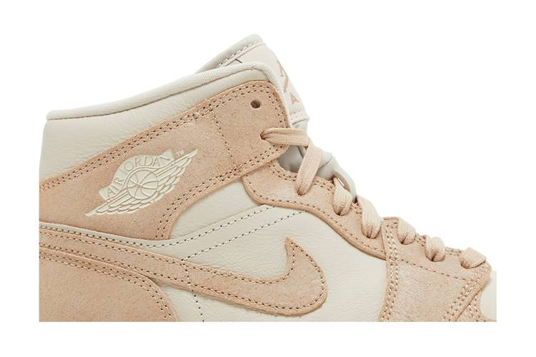 Кроссовки Wmns Air Jordan 1 Mid SE 'Legend Light Brown'