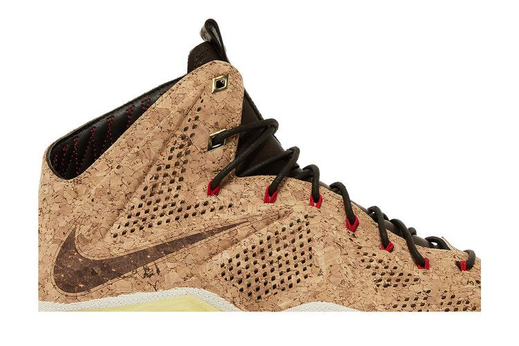 Кроссовки Nike LeBron 10 EXT QS 'Cork'