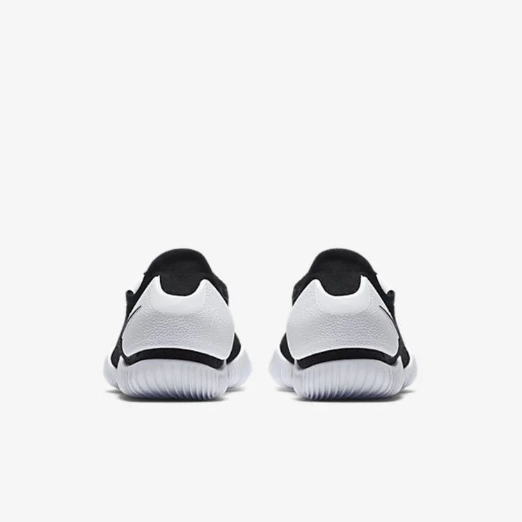 Krossovki-Nike-Wmns-Aqua-Sock-360-3-1