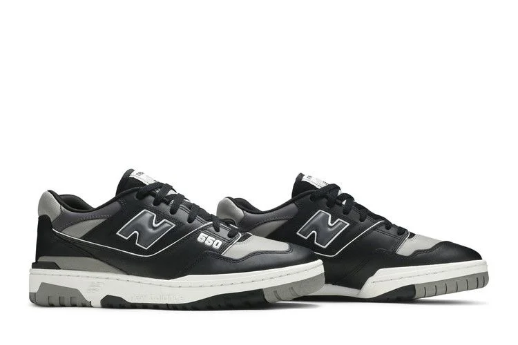 Krossovki-New-Balance-550-Grey-Black-7