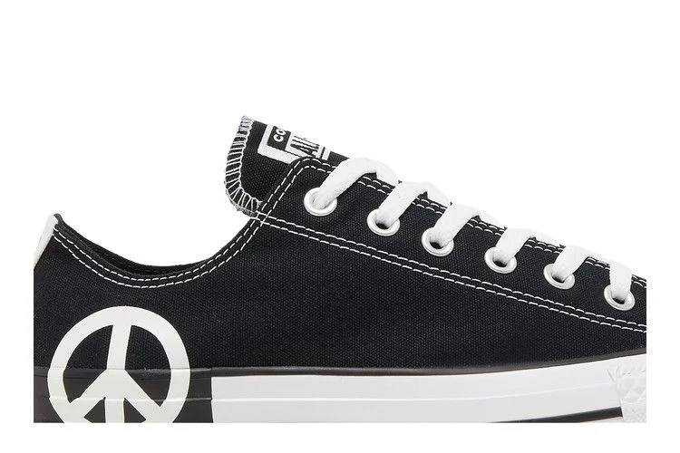 Krossovki-Converse-Chuck-Taylor-All-Star-Low-Seek-Peace-Logo-1