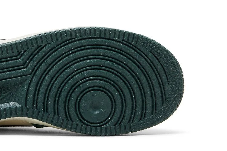 Кроссовки Nike Air Force 1 LV8 GS 'Notebook Doodle Pack - Vintage Green'
