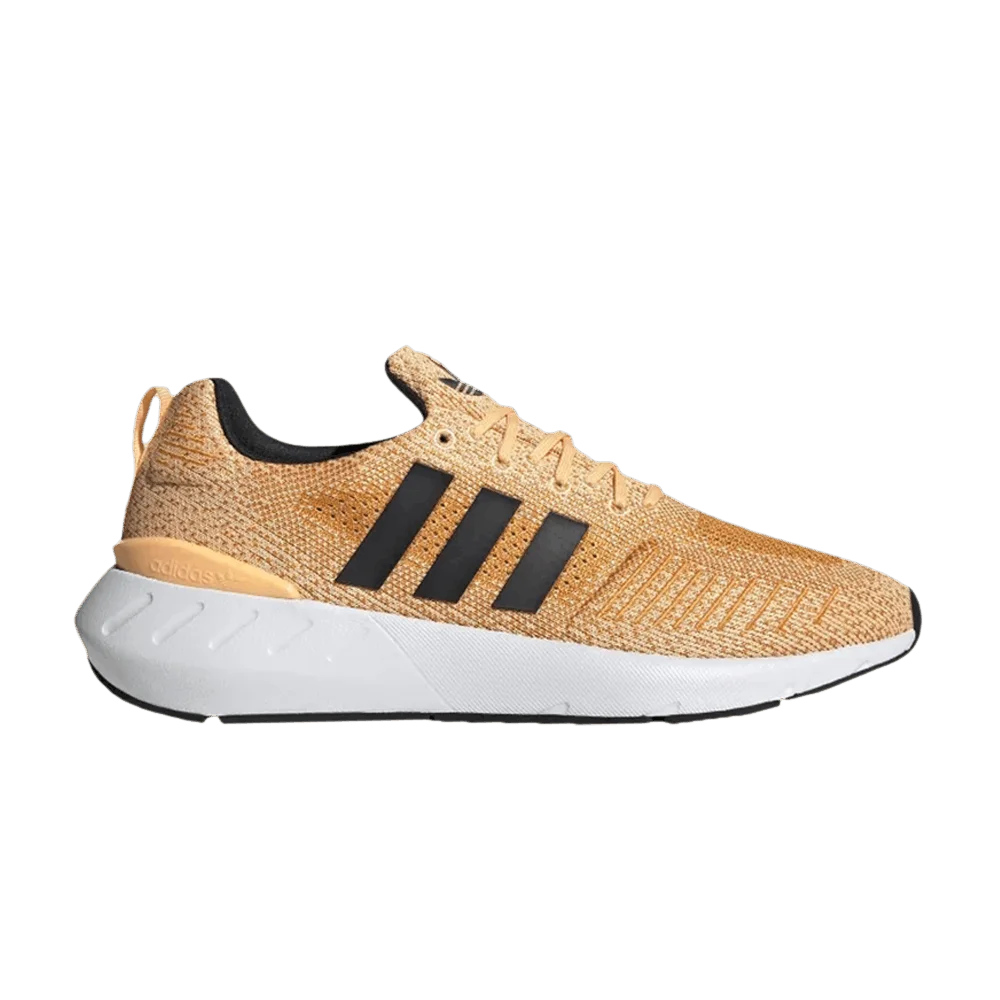 Krossovki-Adidas-Swift-Run-22-Acid-Orange