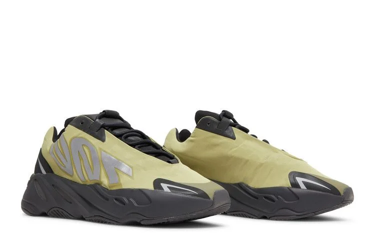 Krossovki-adidas-Mens-Yeezy-Boost-700-MNVN-Resin-7