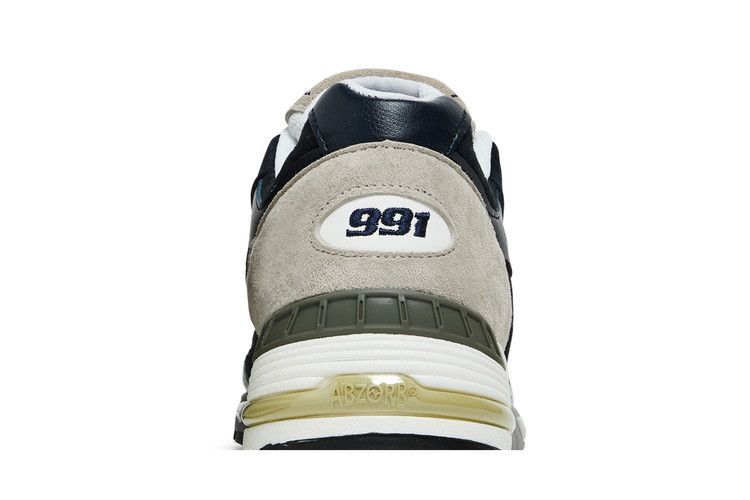 Кроссовки Sneakersnstuff x New Balance 991 Made in England 'Perforated Pack - Navy White'