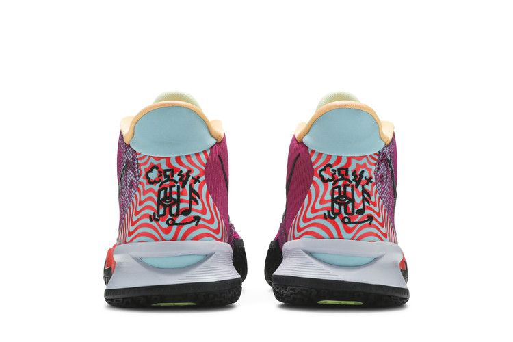 Кроссовки Nike Kyrie 7 'Creator'