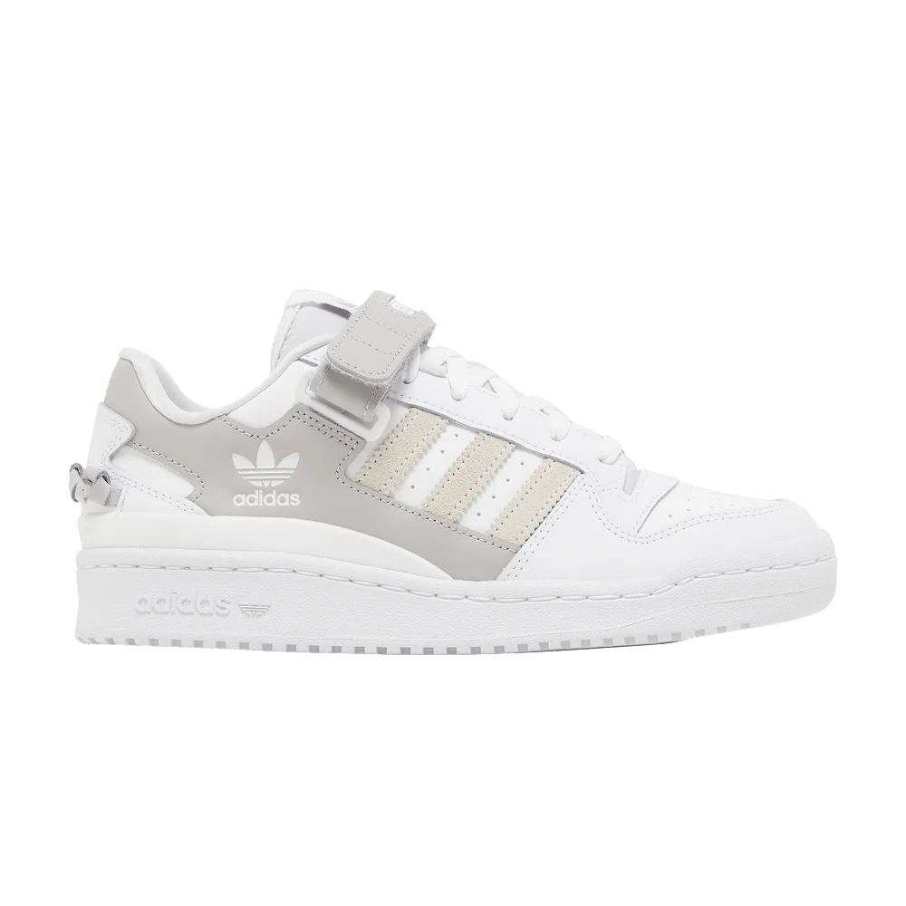 Krossovki-Adidas-Wmns-Forum-Low-Knotted-Heel