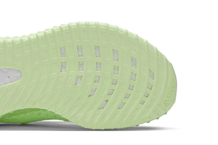 Krossovki-Adidas-Yeezy-Boost-350-V2-GID-Kids-Glow-4