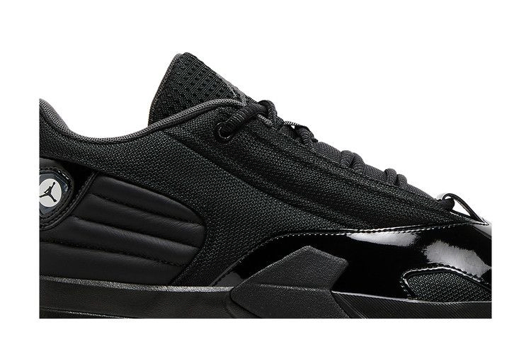 jordan-max-aura-6-black-anthracite-fq8298-001_01