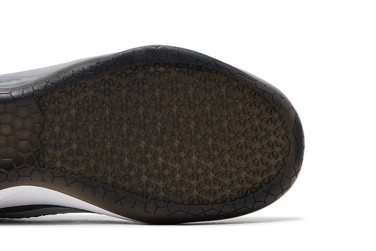 kobe-ad-cool-grey-852425-010_04