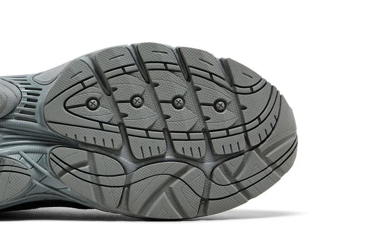 Krossovki-Saucony-ProGrid-Omni-9-Armor-Pack-Grey-4