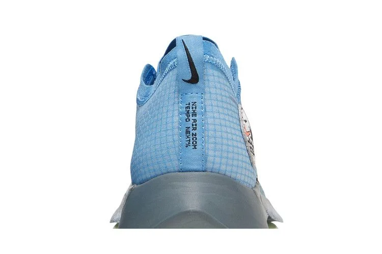 Krossovki-Nike-Air-Zoom-Tempo-NEXT-By-You-6