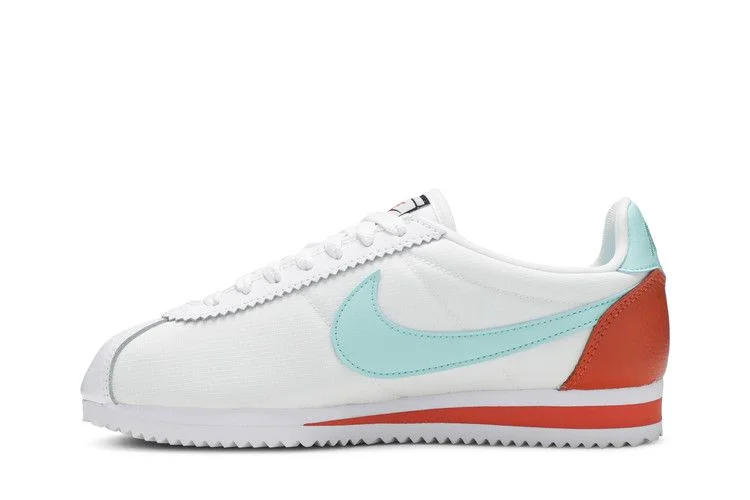 Krossovki-Nike-Wmns-Classic-Cortez-Premium-Light-Aqua-2