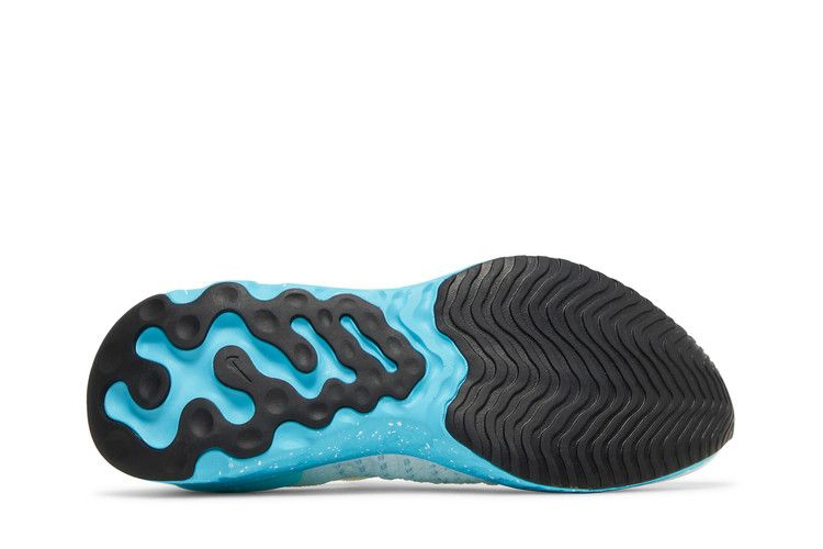 Кроссовки Nike React Phantom Run Flyknit 2 'White Glacier Blue'