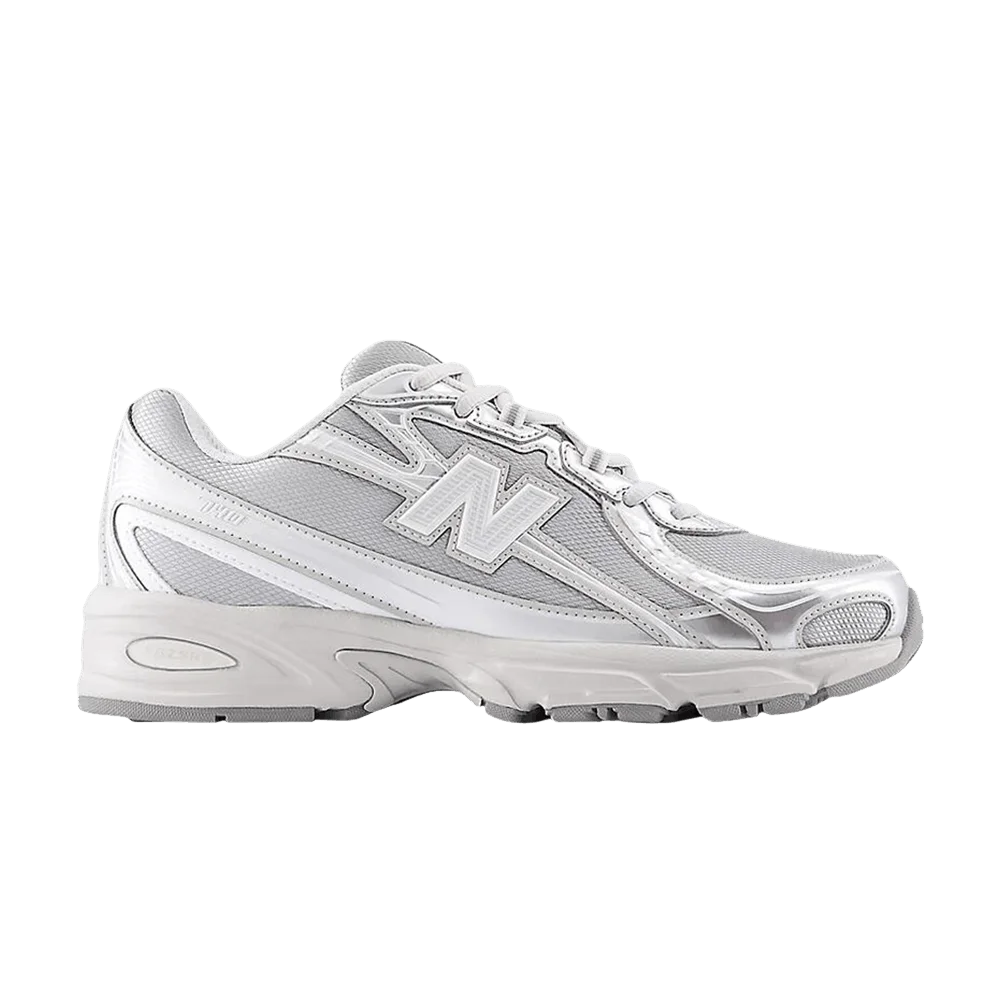 Krossovki-New-Balance-740-Metallic-Silver