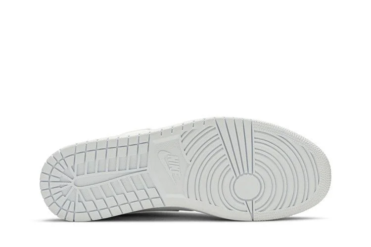 Krossovki-Air-Jordan-1-Mid-Triple-White-2019-3