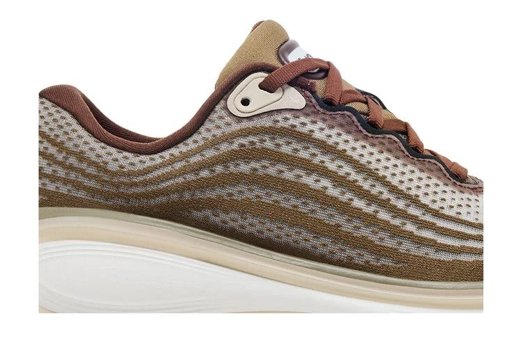 Кроссовки Nike Vomero Plus QS 'Off Noir Pecan Phantom'