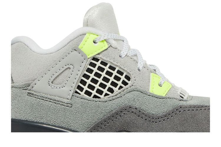 air-jordan-4-retro-se-td-neon-95-ct5345-007_01