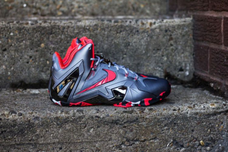 Кроссовки Nike LeBron 11 Elite 'Team'