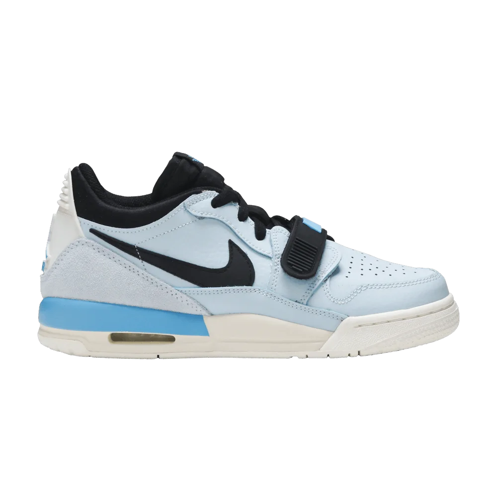 Krossovki-Air-Jordan-Legacy-312-Low-GS-Pale-Blue