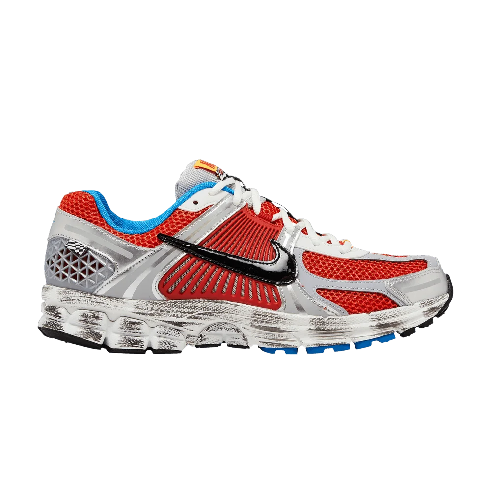 Кроссовки Nike Wmns Air Zoom Vomero 5 'Gundam'