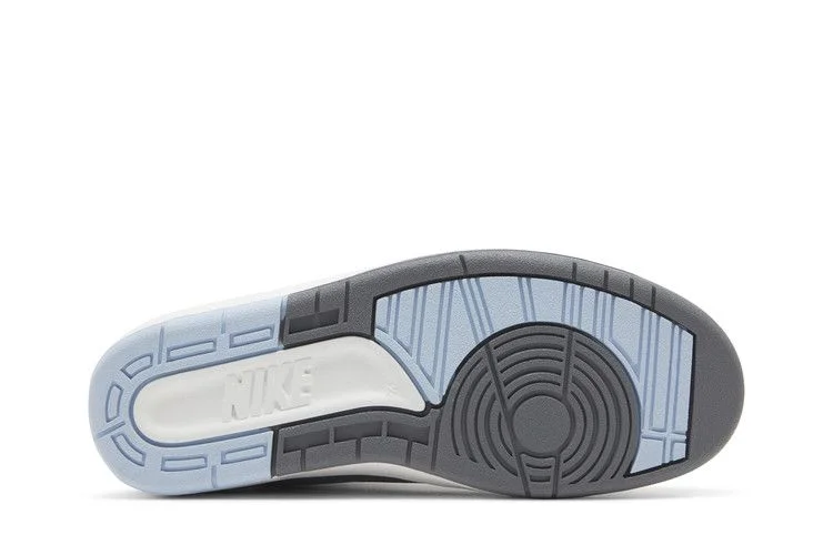 Кроссовки Wmns Air Jordan 2 Retro 'Cool Grey'