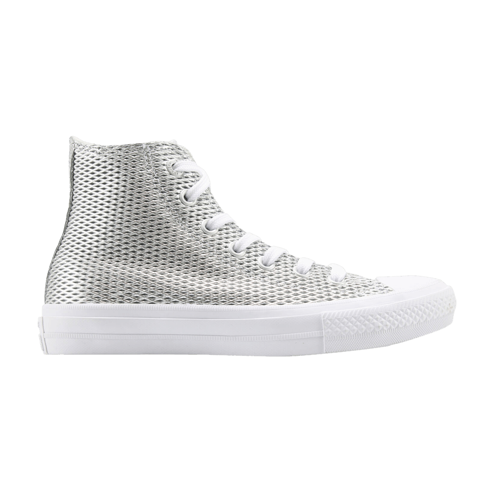 wmns-chuck-taylor-all-star-2-high-perforated-metallic-silver-555798c