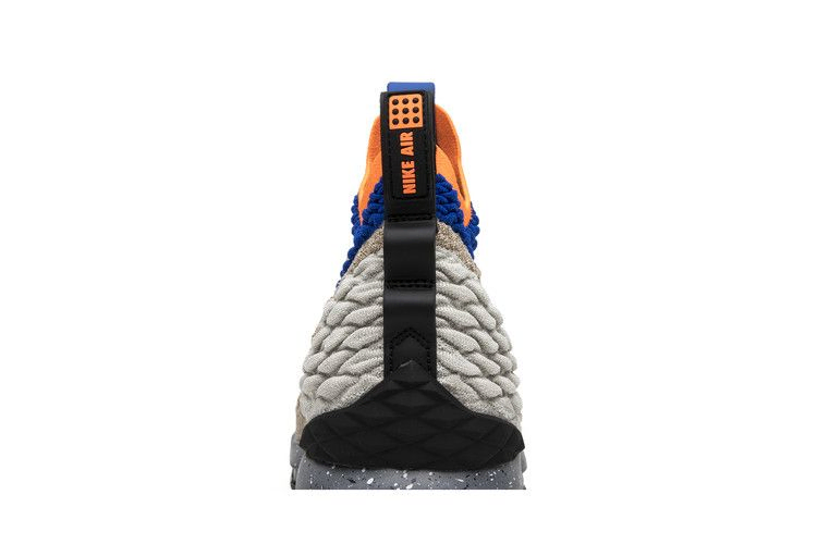 Кроссовки Nike LeBron 15 'Mowabb'