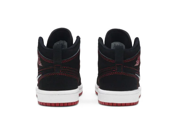 Krossovki-Air-Jordan-1-Mid-PS-SE-Fearless-5