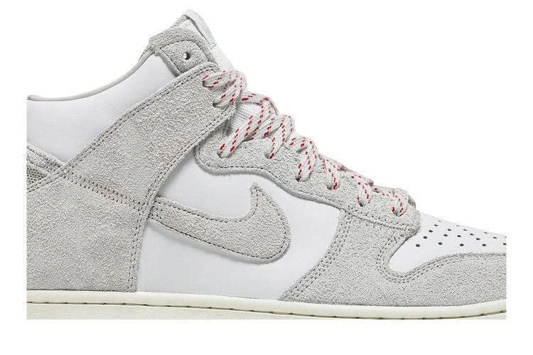 Krossovki-Notre-x-Nike-Dunk-High-Light-Orewood-Brown-1